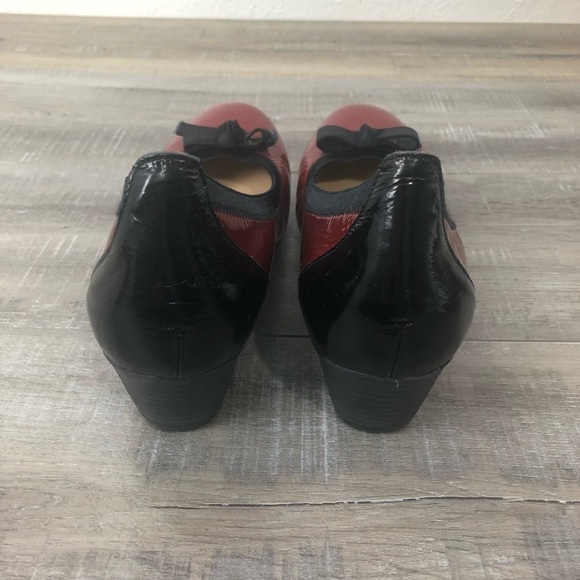 Andiamo Red Patent Leather Black Trim Dress Flats Size 39 EU - Picture 5 of 6